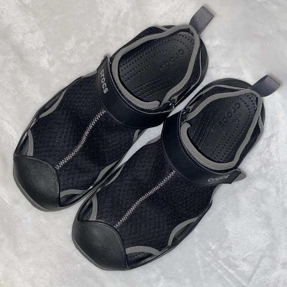 Crocs Men’s Black Swiftwater Mesh Deck Shoes Size M/8 Gem